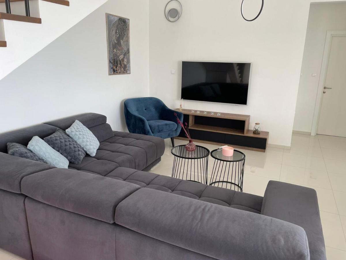 Villa Marena S Bazenom, Vodice Esterno foto